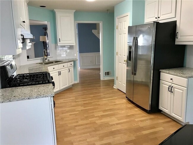 Building Photo - 3354 Roundfield Cir