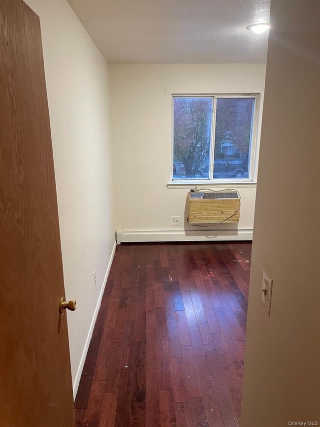 Building Photo - 7 Dune Ct