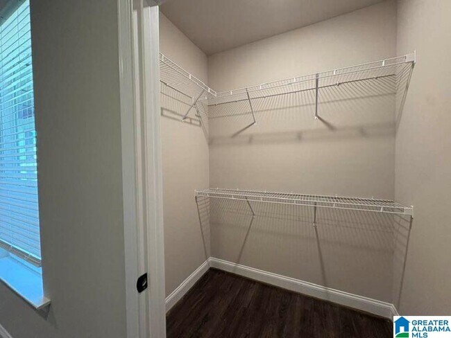 Building Photo - 4411 Lennox Pl