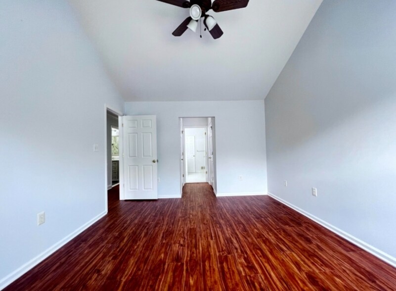 Building Photo - 128 Constitution Way