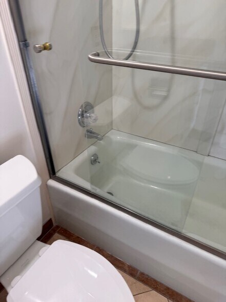 Building Photo - 2270 La Costa Ave