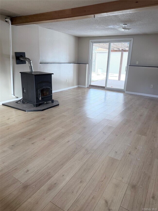 Building Photo - 184 Mt Prosper Rd