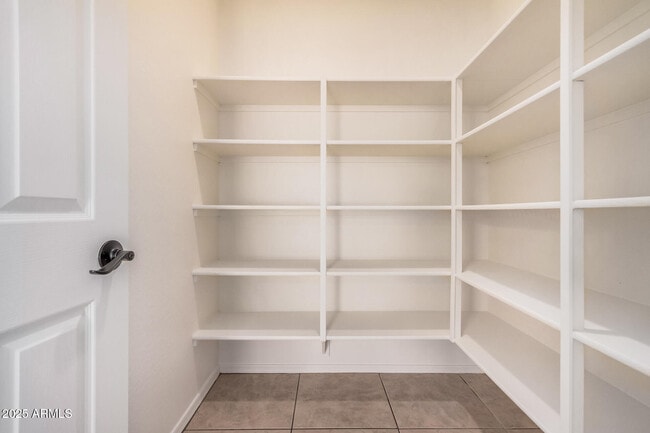 Building Photo - 7352 W Valencia Dr