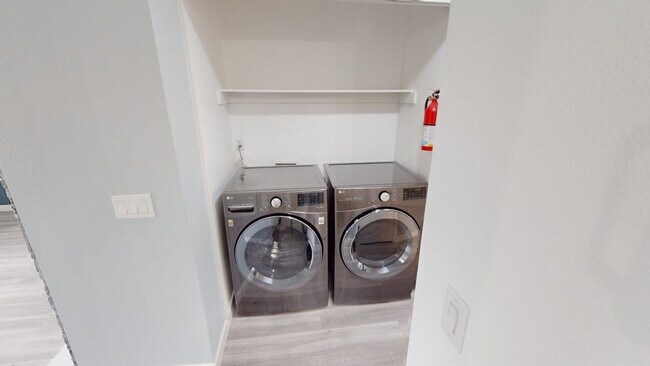 Building Photo - No Deposit w/RHINO! Water, Sewer Garbage I...