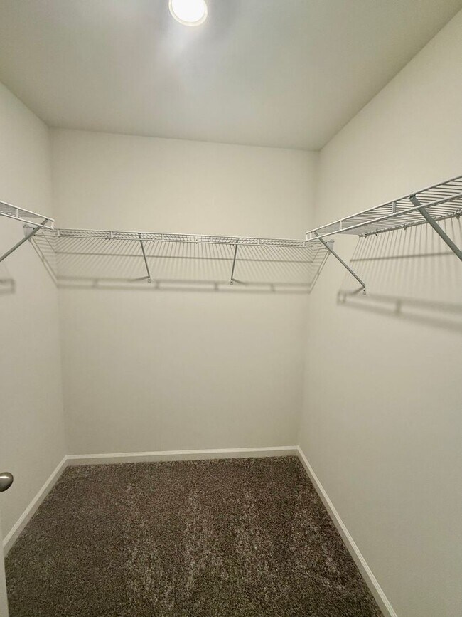 Building Photo - Three bedroom, 2.5 bath townhome in Mebane...