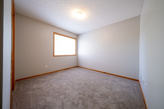 Building Photo - 1254 Willow Trail