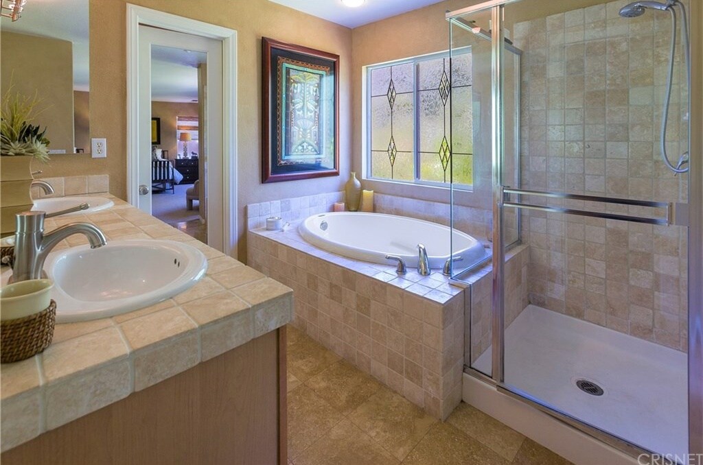 Master bath - 56 Avenida Merida
