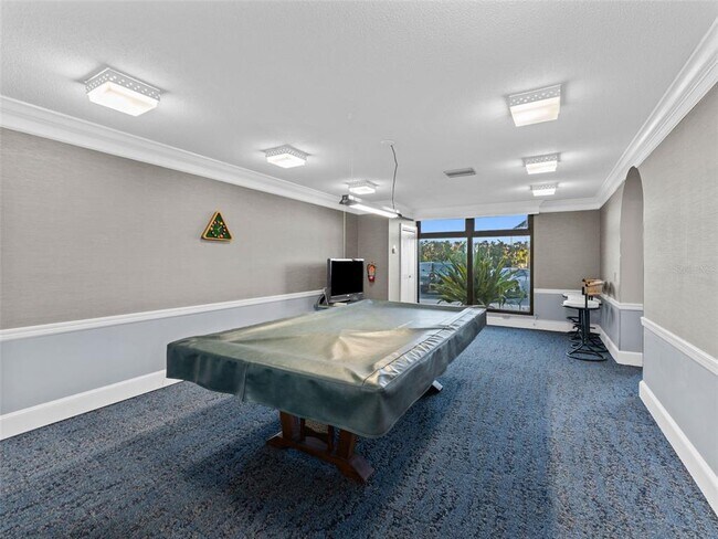 Building Photo - 7100 Sunshine Skyway Ln S