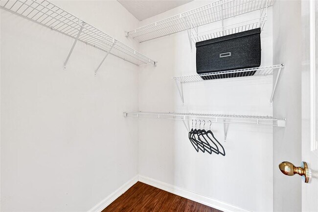 Building Photo - 10823 Coral Garden Ln