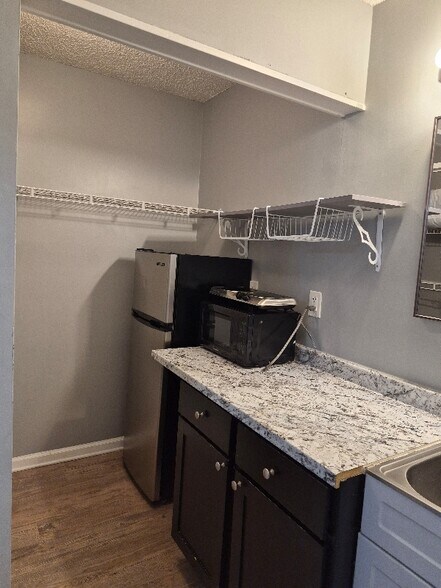 Building Photo - 7782 Mordecai Ct