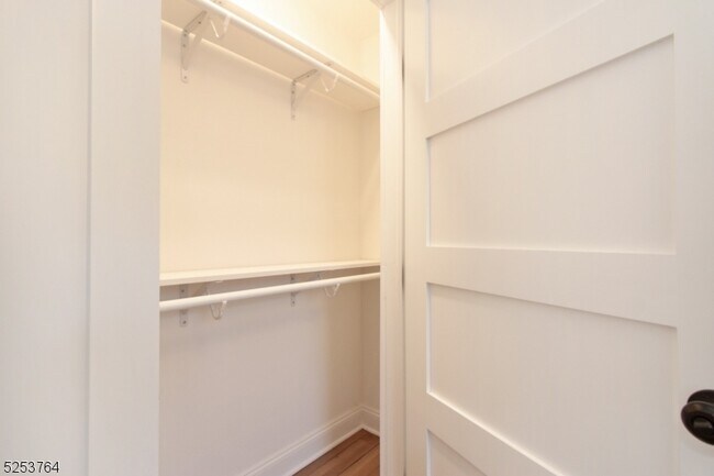 Building Photo - 378 Claremont Ave