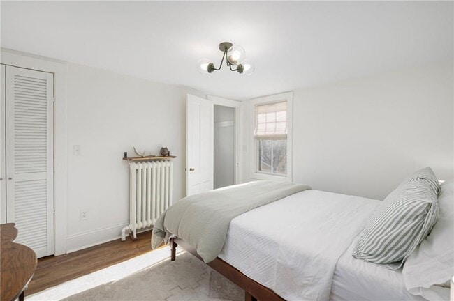 Building Photo - 23 Mt Vernon St