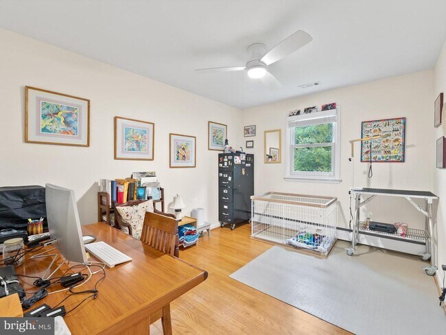 Building Photo - 9541 Bel Glade St