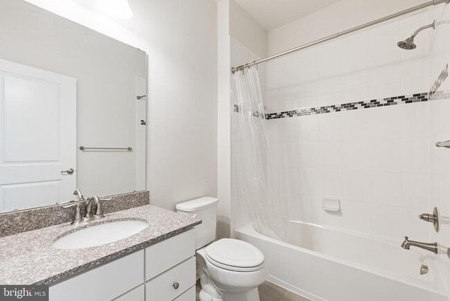 Building Photo - 101 Dallett Ln