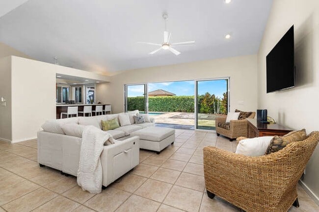 Building Photo - Beautiful Home in Gated Community