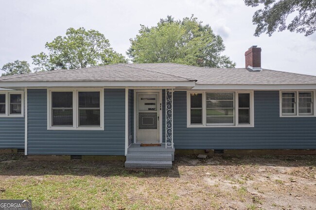 Building Photo - 478 E Johnson St