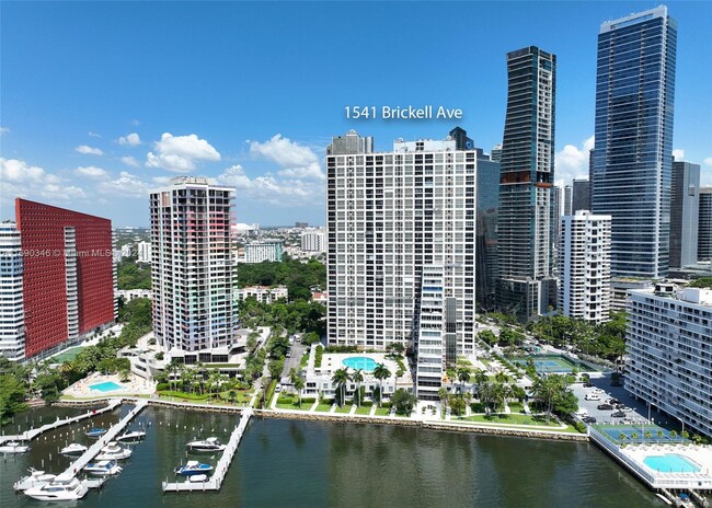 Building Photo - 1541 Brickell Ave