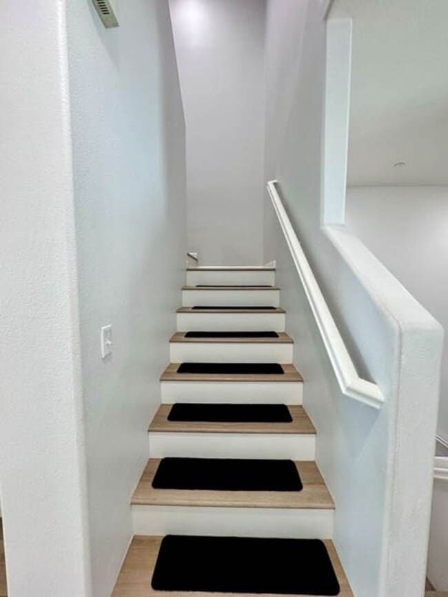 Building Photo - Upgraded 3 bedroom Willow Haven Condo available for LEASE in Murrieta!