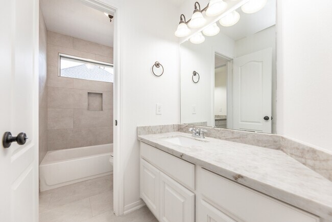Building Photo - 19507 Gladewater Ct