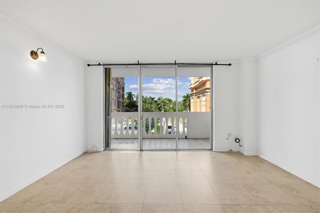 Building Photo - 625 Biltmore Way