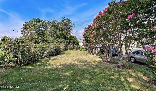 Building Photo - 120 Hulick Pl