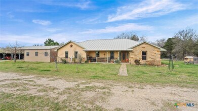 Building Photo - 1102 Fairview Dr