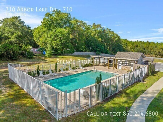 Building Photo - 722 Arbor Lake Dr