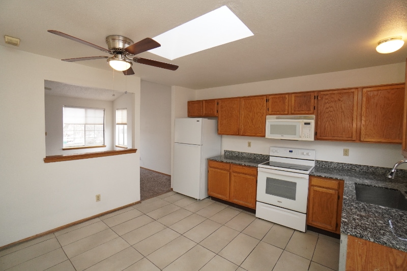 Building Photo - 1859 Granby Ct