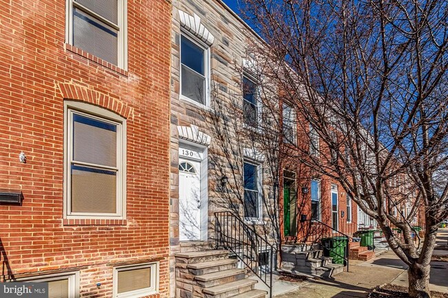 Primary Photo - 130 W Randall St