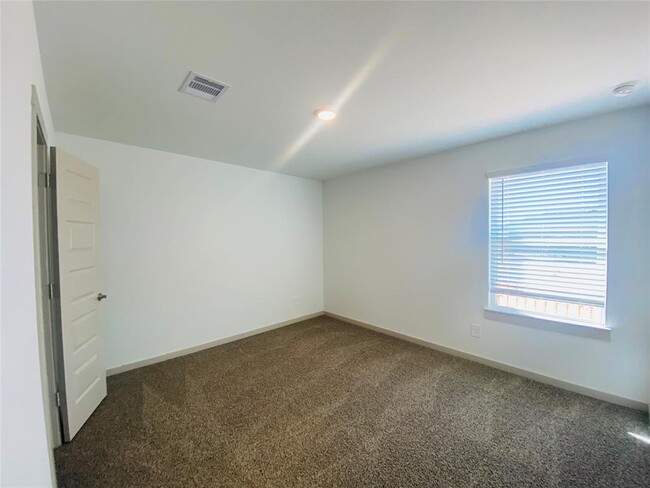 Building Photo - 29927 Violet sky Wy