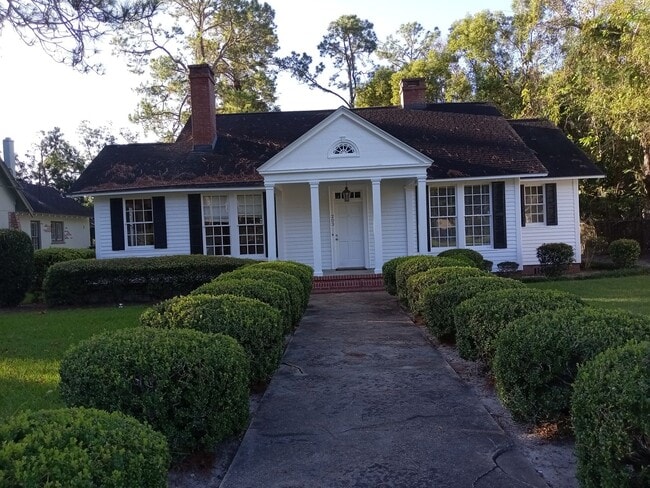 Primary Photo - Great home near VSU!