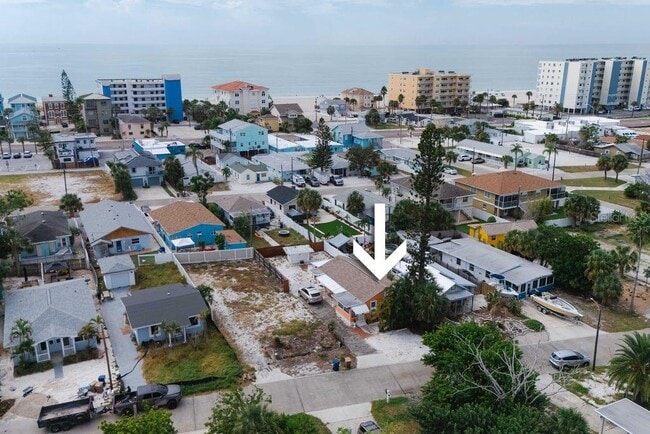 Building Photo - 13320 2nd St E