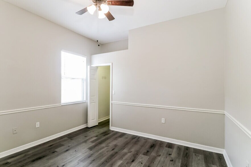 Building Photo - 5514 Foxtail Ct