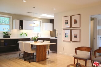 Building Photo - 2707 Westwood Blvd