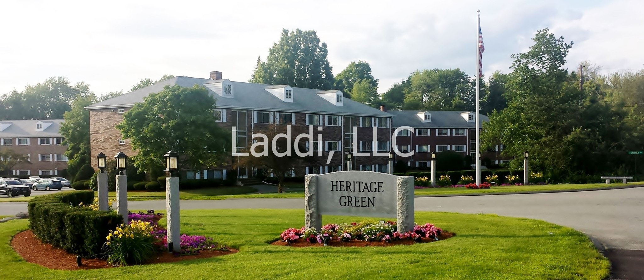 Condo Complex Main Entrance - 5 Fernview Ave