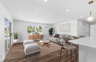 Building Photo - 13670 Dowitcher Dr