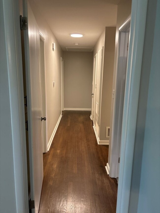 Building Photo - 3819 Marie Cook Dr