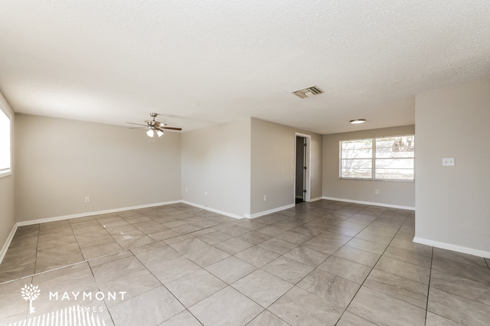 Building Photo - 2844 Homewood St