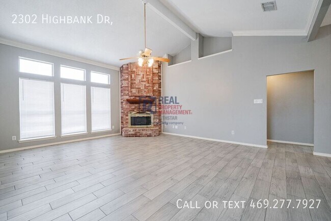 Building Photo - 2302 Highbank Dr