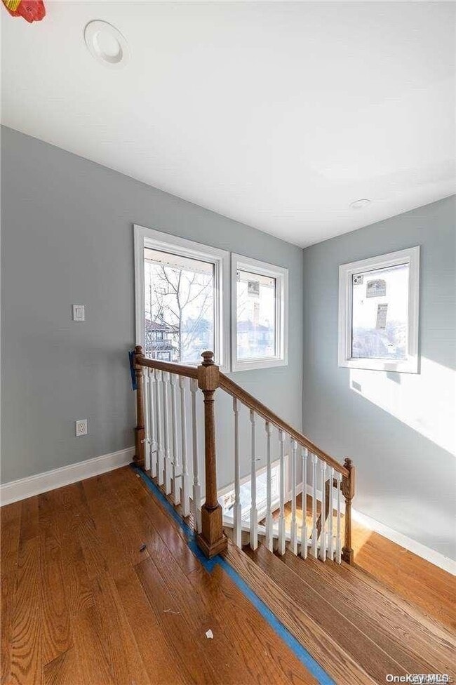 Building Photo - 237 W Market St