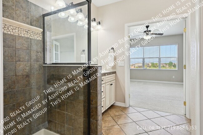 Building Photo - 10402 Capital Peak Way