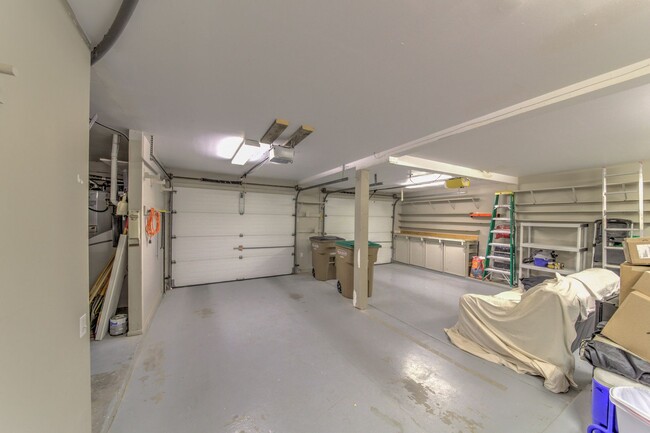 Building Photo - SANDIA HEIGHTS EXECUTIVE RENTAL 2+Story 3B...