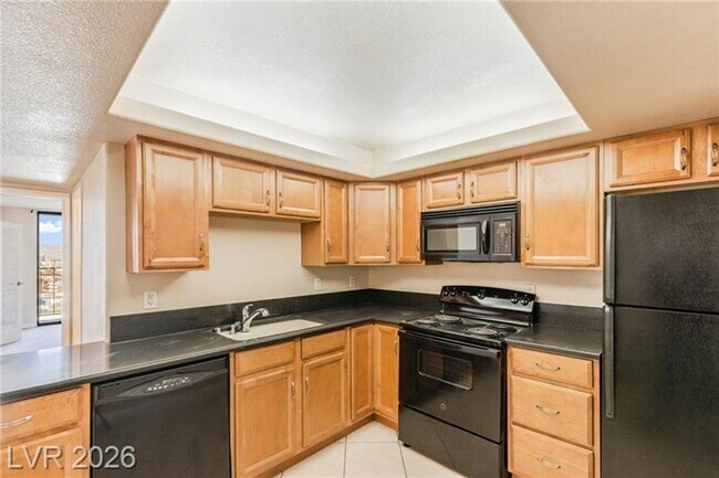 Building Photo - 3930 University Center Dr