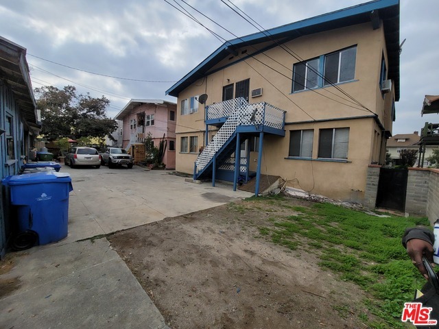 Building Photo - 2932 1/2 Normandie Ave
