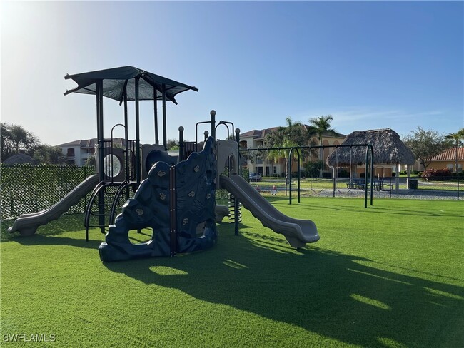 Building Photo - 3947 Del Sol Ln