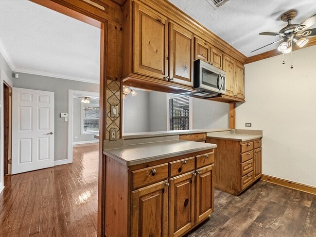 Building Photo - 1211 Bigelow St