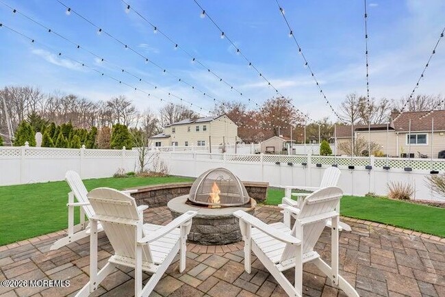 Building Photo - 19 Fieldstone Ln