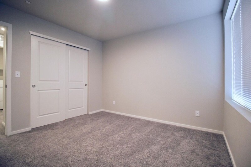 Building Photo - 321 Skyraider Way