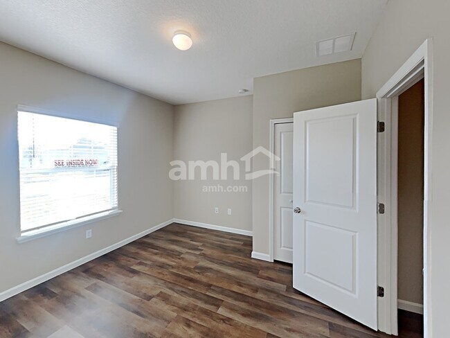 Building Photo - 150 Hemlock Pt