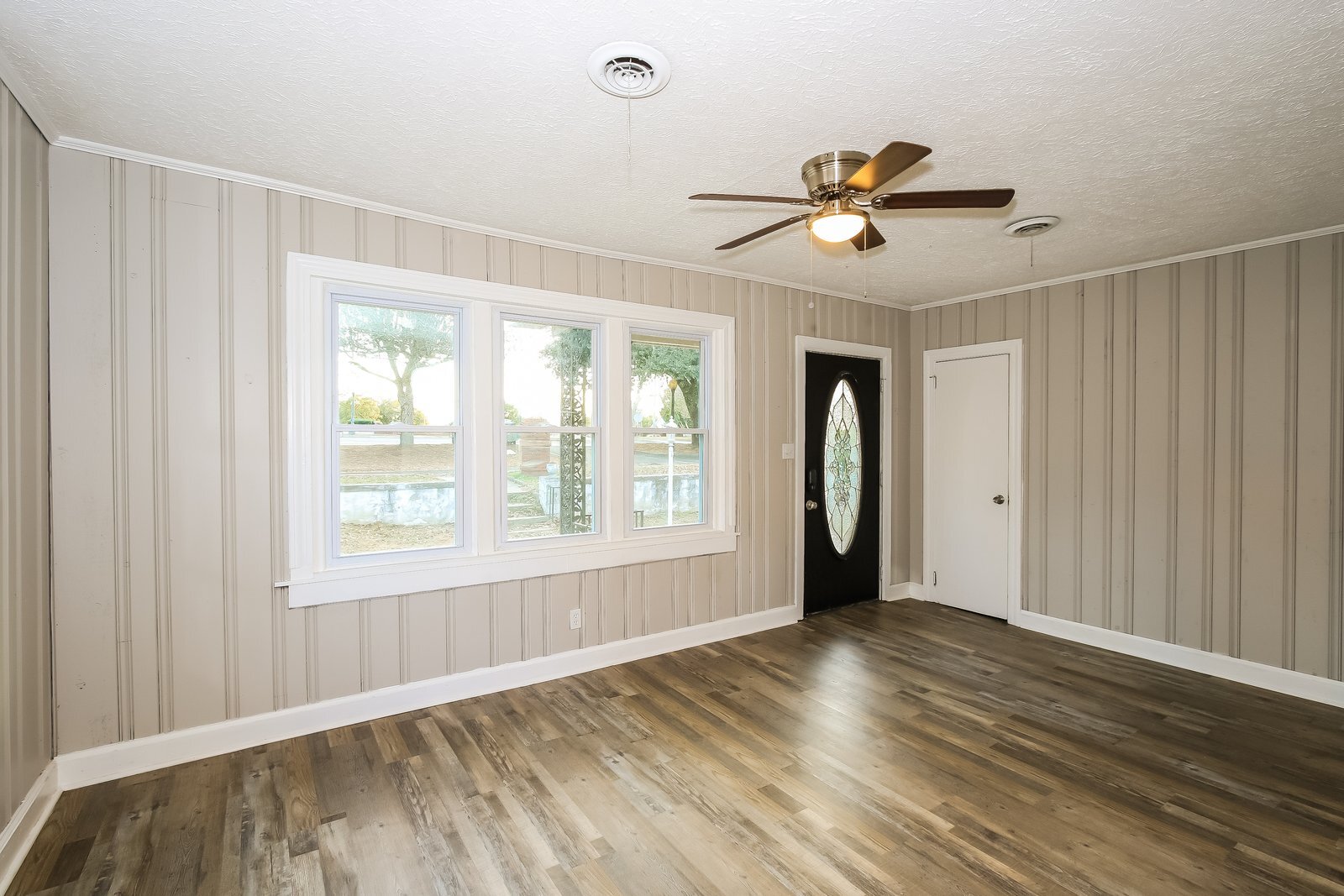 Building Photo - 426 Hampton Ave NW